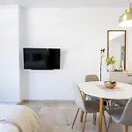 Cubo's Estudio Seaview Santa Clara 127 アパート トレモリノス