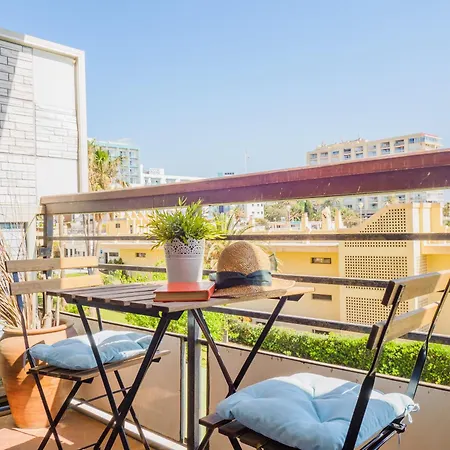 Daire Cubo's Estudio Seaview Santa Clara 127 *