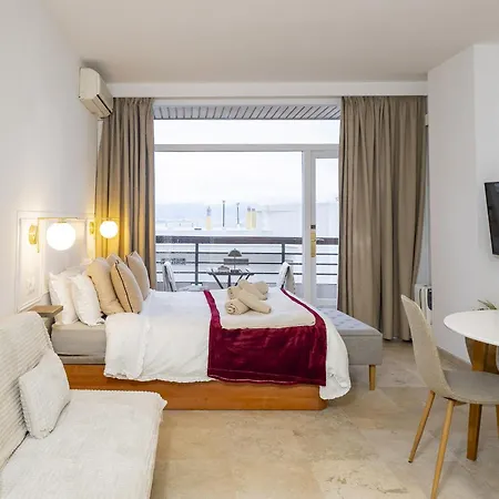 Cubo's Estudio Seaview Santa Clara 127 Apartment *